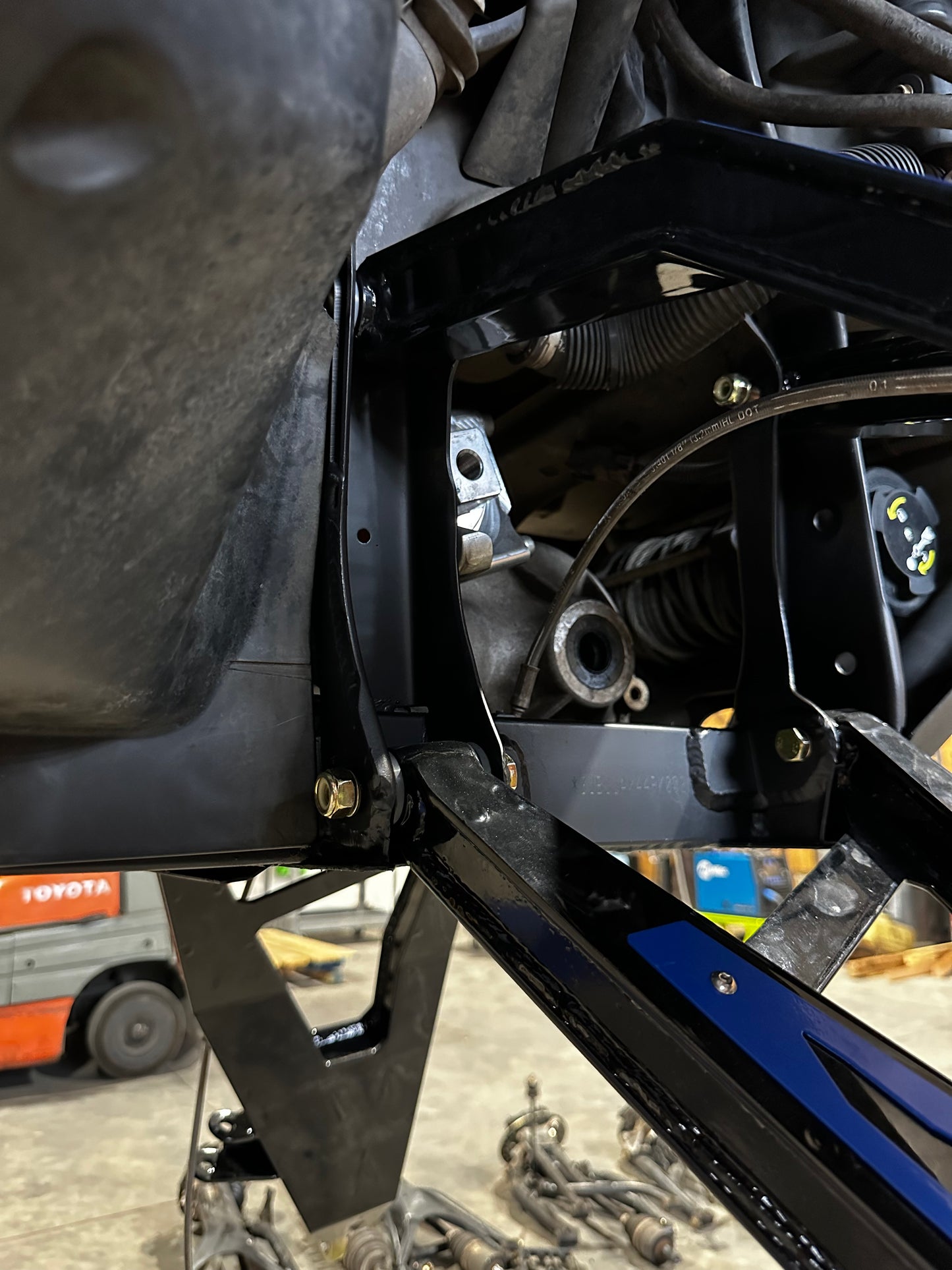 Defender Front Frame Stiffener Kit